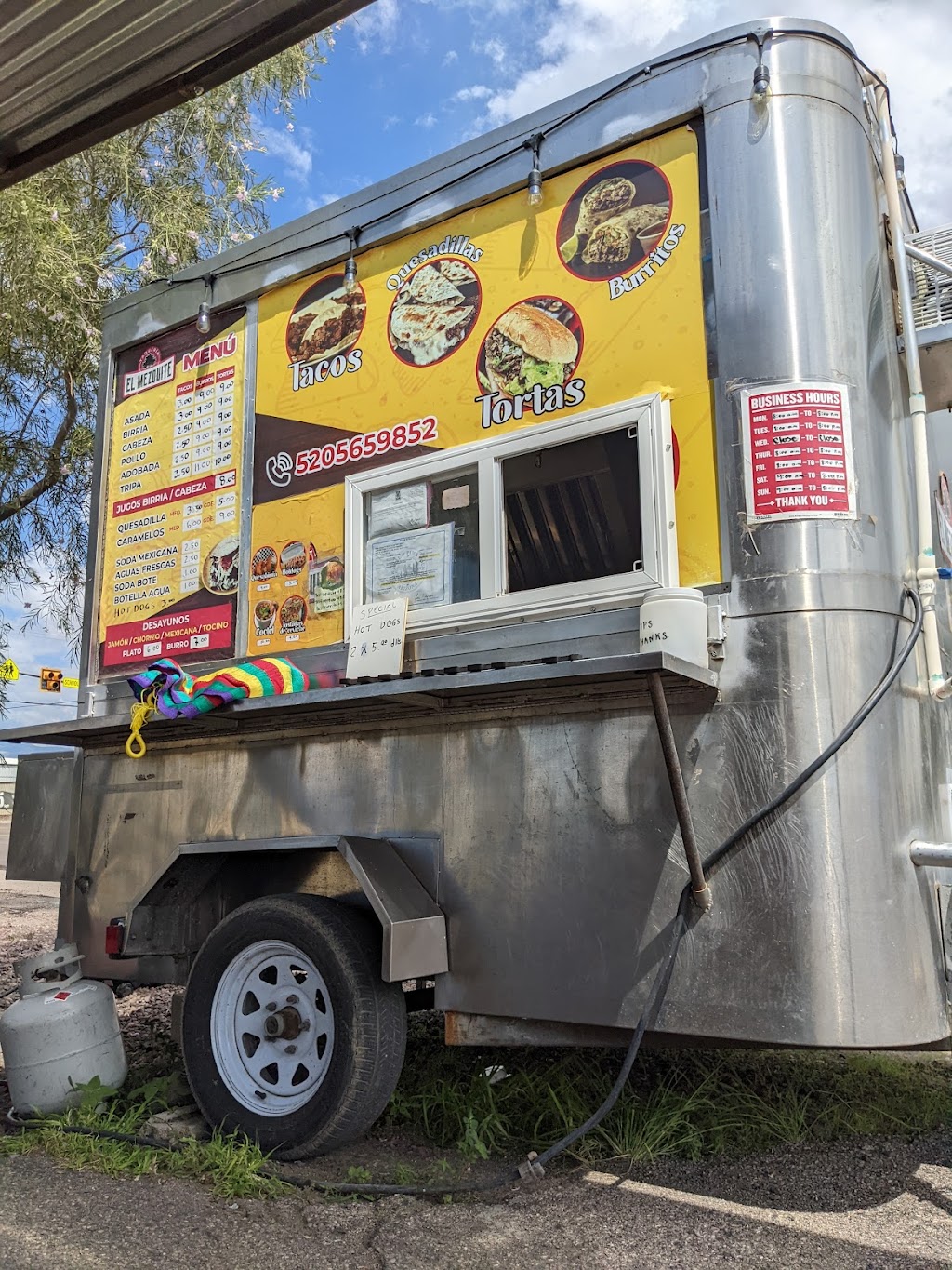 El Mezquite Taqueria | restaurant | 5900 S Palo Verde Rd, Tucson, AZ 85706, USA | 5205659852 OR +1 520-565-9852