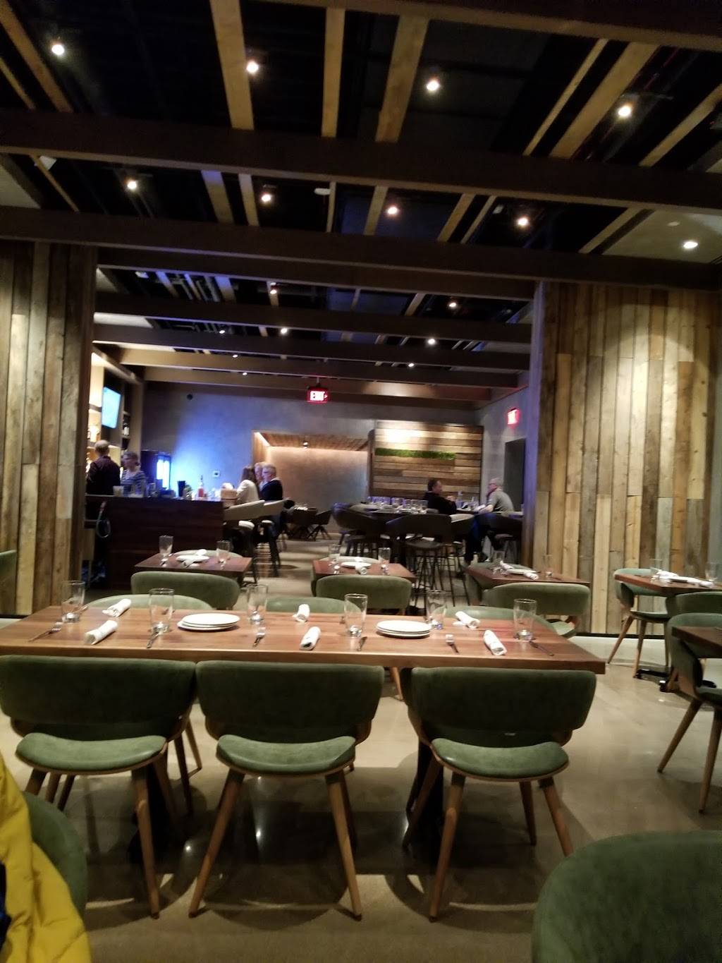 Greenwood | restaurant | 200 Green Bay Rd, Highwood, IL 60040, USA | 8479267319 OR +1 847-926-7319