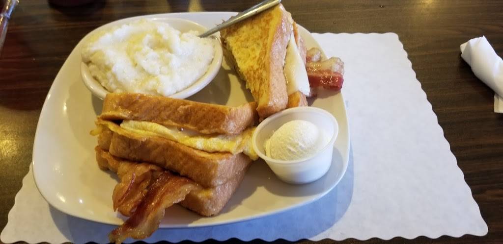 The Southern Table | restaurant | Bunnell, FL 32110, USA | 3862633120 OR +1 386-263-3120