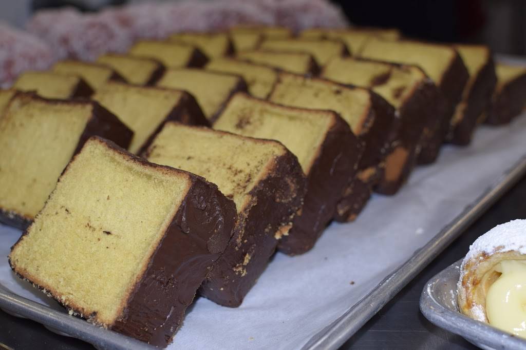 Panaderia Morelos | bakery | 2439 East Cesar E Chavez Avenue, Los Angeles, CA 90033, USA | 3236965186 OR +1 323-696-5186