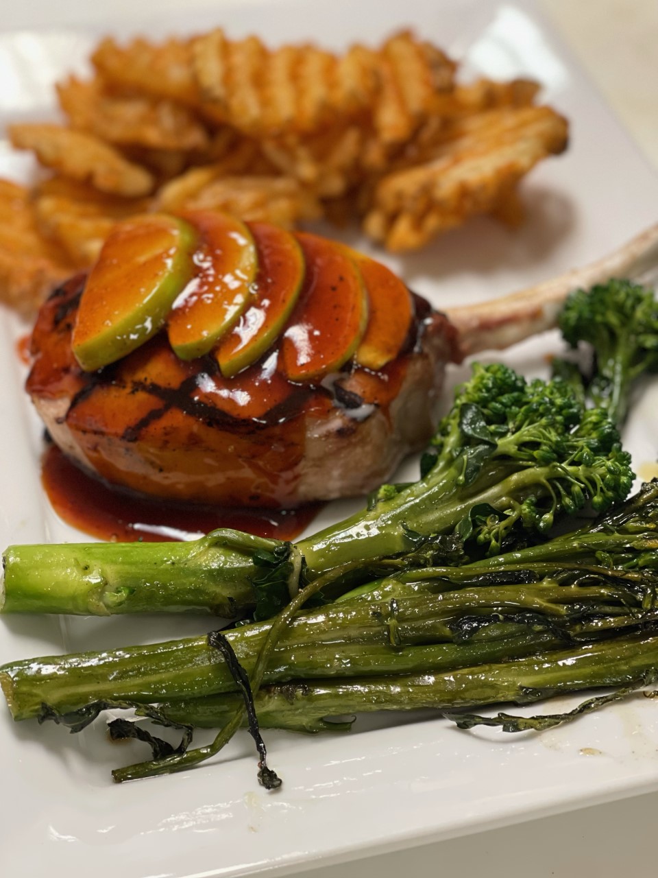 Chophouse Downtown | restaurant | 411 1st St SE, Cedar Rapids, IA 52401, USA | 3192001240 OR +1 319-200-1240