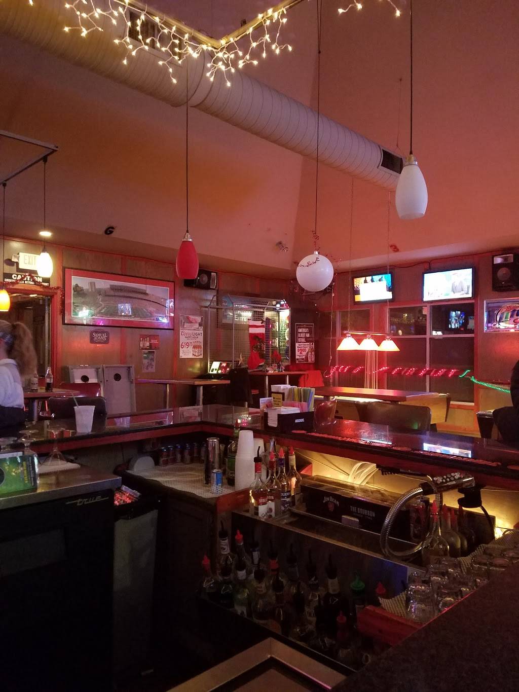 Classics Sports Bar | restaurant | 5370 Tuttle Crossing Blvd, Dublin, OH 43016, USA | 6147349520 OR +1 614-734-9520