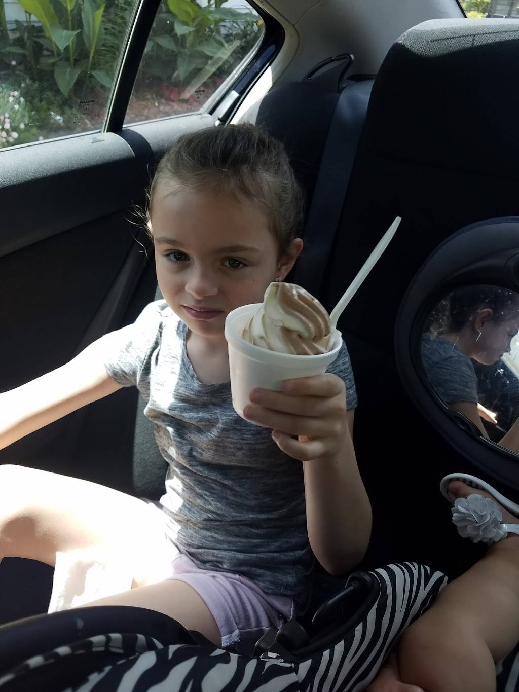 K&W Drive-In | restaurant | 450 S Main St, Springboro, OH 45066, USA | 9377481621 OR +1 937-748-1621