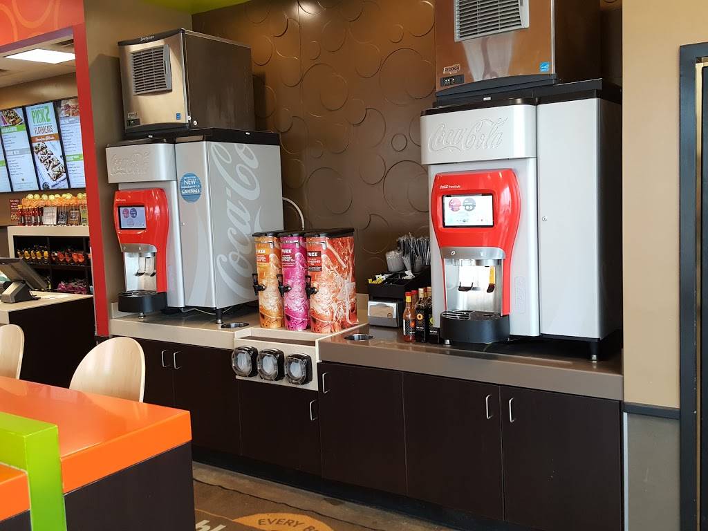 Schlotzskys | bakery | 11650 US-380 Suite #400, Cross Roads, TX 76227, USA | 9403659533 OR +1 940-365-9533