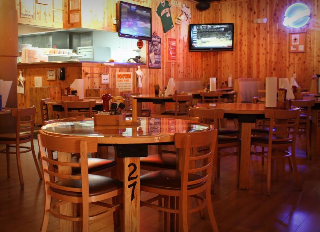 Hooters | meal takeaway | 3301 Coral Way Unit 104, Miami, FL 33145, USA | 3058736166 OR +1 305-873-6166