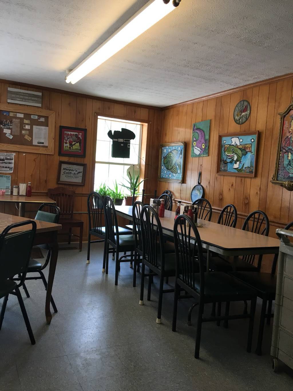 Harpers Catfish | restaurant | 3085 Old Gallatin Rd, Scottsville, KY 42164, USA | 2706227557 OR +1 270-622-7557
