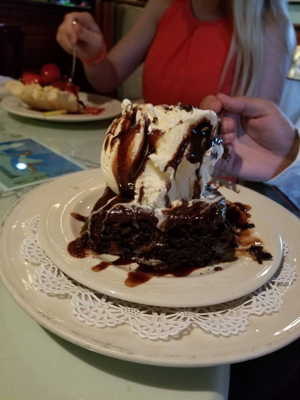 Euphemia Haye Restaurant & The Haye Loft | night club | 5540 Gulf of Mexico Dr, Longboat Key, FL 34228, USA | 9413833633 OR +1 941-383-3633