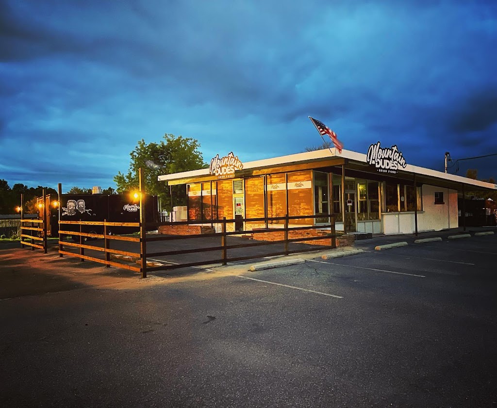 Mountain Dudes Good Food | restaurant | 1193 US-22, Phillipsburg, NJ 08865, USA | 9083863488 OR +1 908-386-3488