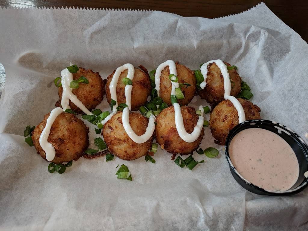 Hickory Tavern | restaurant | 6455 B Old Monroe Rd, Indian Trail, NC 28079, USA | 7042389111 OR +1 704-238-9111