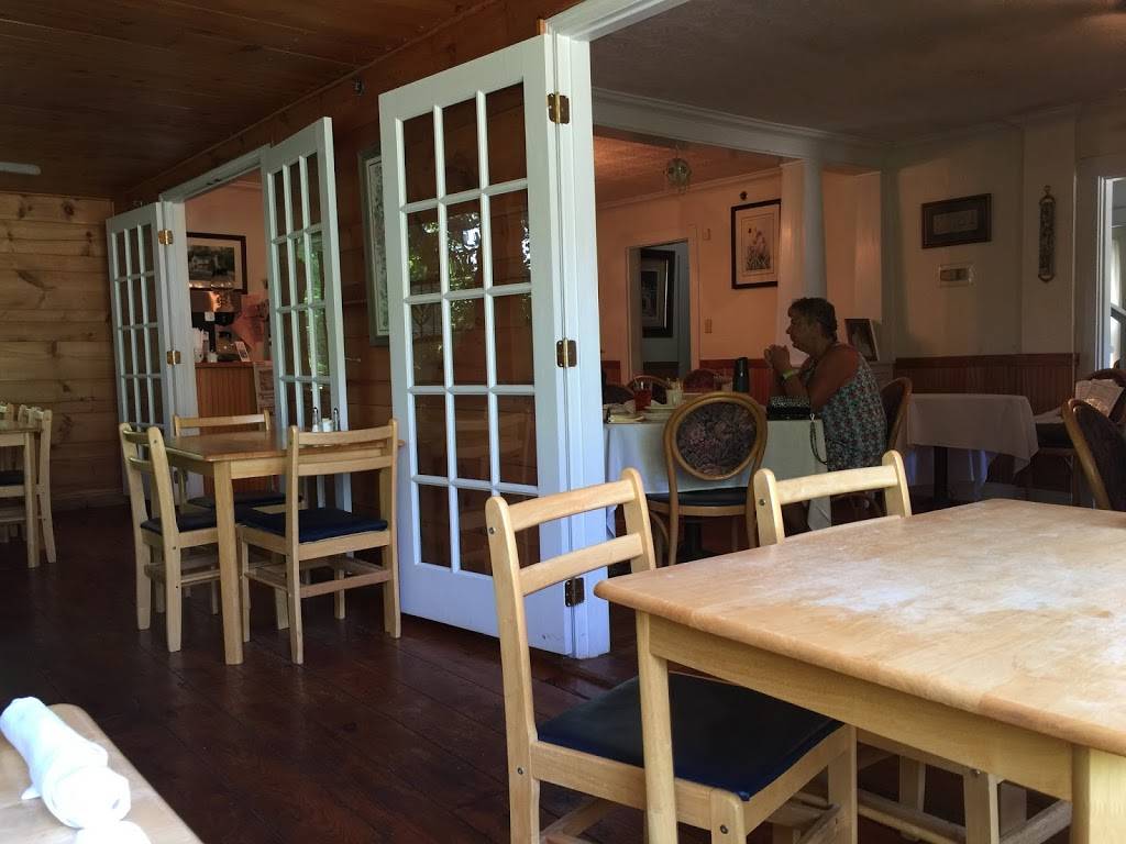 Miss Olivias Table | restaurant | 1108 W Broadway Ave, Maryville, TN 37801, USA | 8659837711 OR +1 865-983-7711