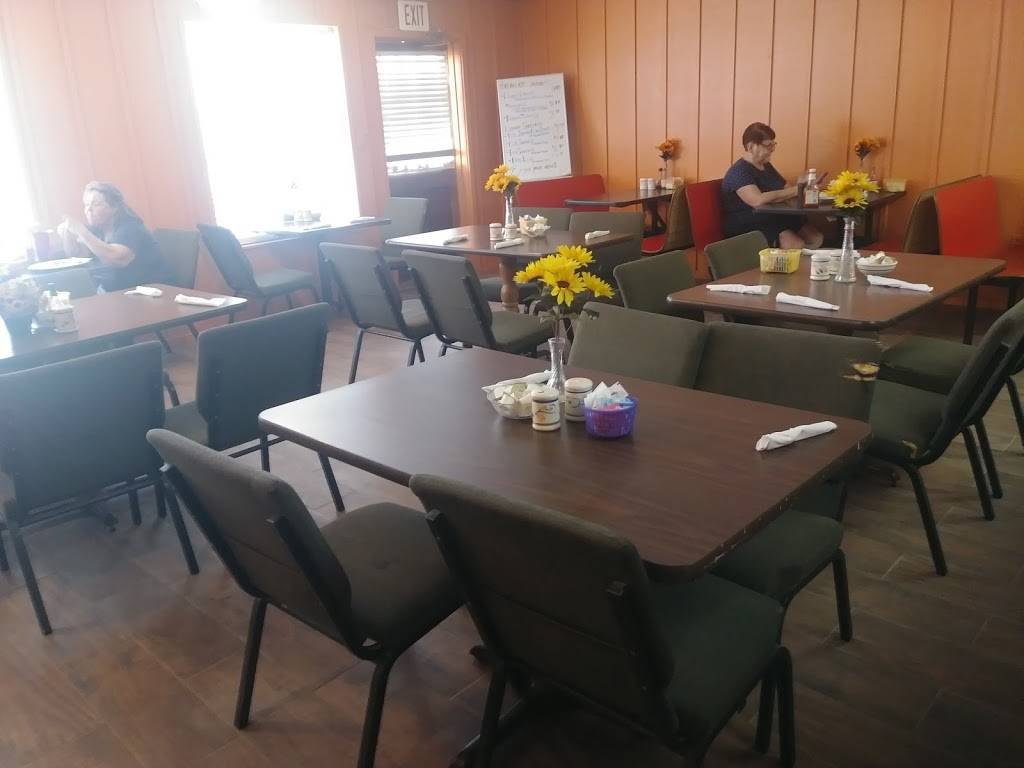 Kountry Kitchen | restaurant | 1008 W Dixie Ave, Leesburg, FL 34748, USA | 3523230852 OR +1 352-323-0852