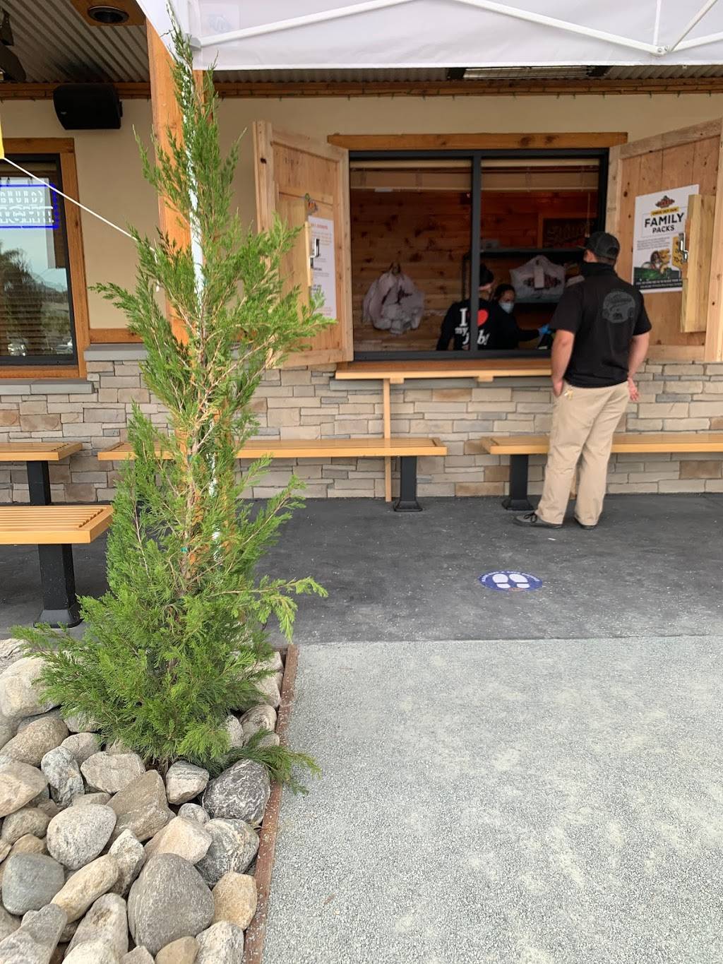 Texas Roadhouse | restaurant | 103 Fletcher Pkwy, El Cajon, CA 92020, USA | 6193962480 OR +1 619-396-2480