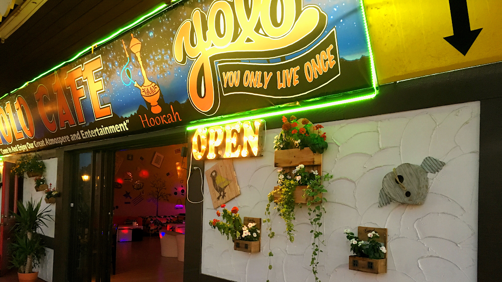 YOLO COFFEE SHOP & HOOKAH LOUNGE | cafe | 400 Broadway, Wisconsin Dells, WI 53965, USA | 6084329400 OR +1 608-432-9400