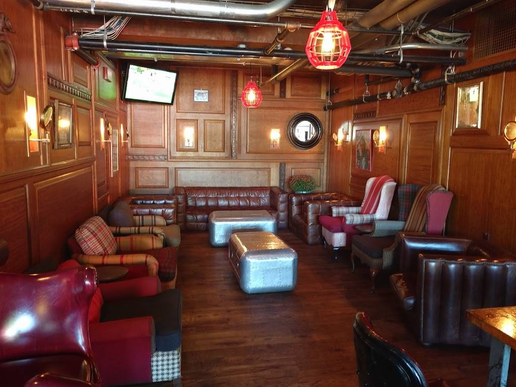 Fenton Fire Hall | restaurant | 201 S Leroy St, Fenton, MI 48430, USA | 8109360442 OR +1 810-936-0442