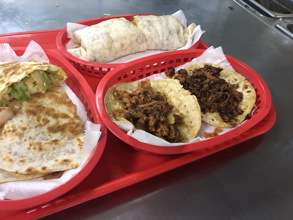 El Zarape | restaurant | 103 S Nicolet St, Mackinaw City, MI 49701, USA | 2314366151 OR +1 231-436-6151