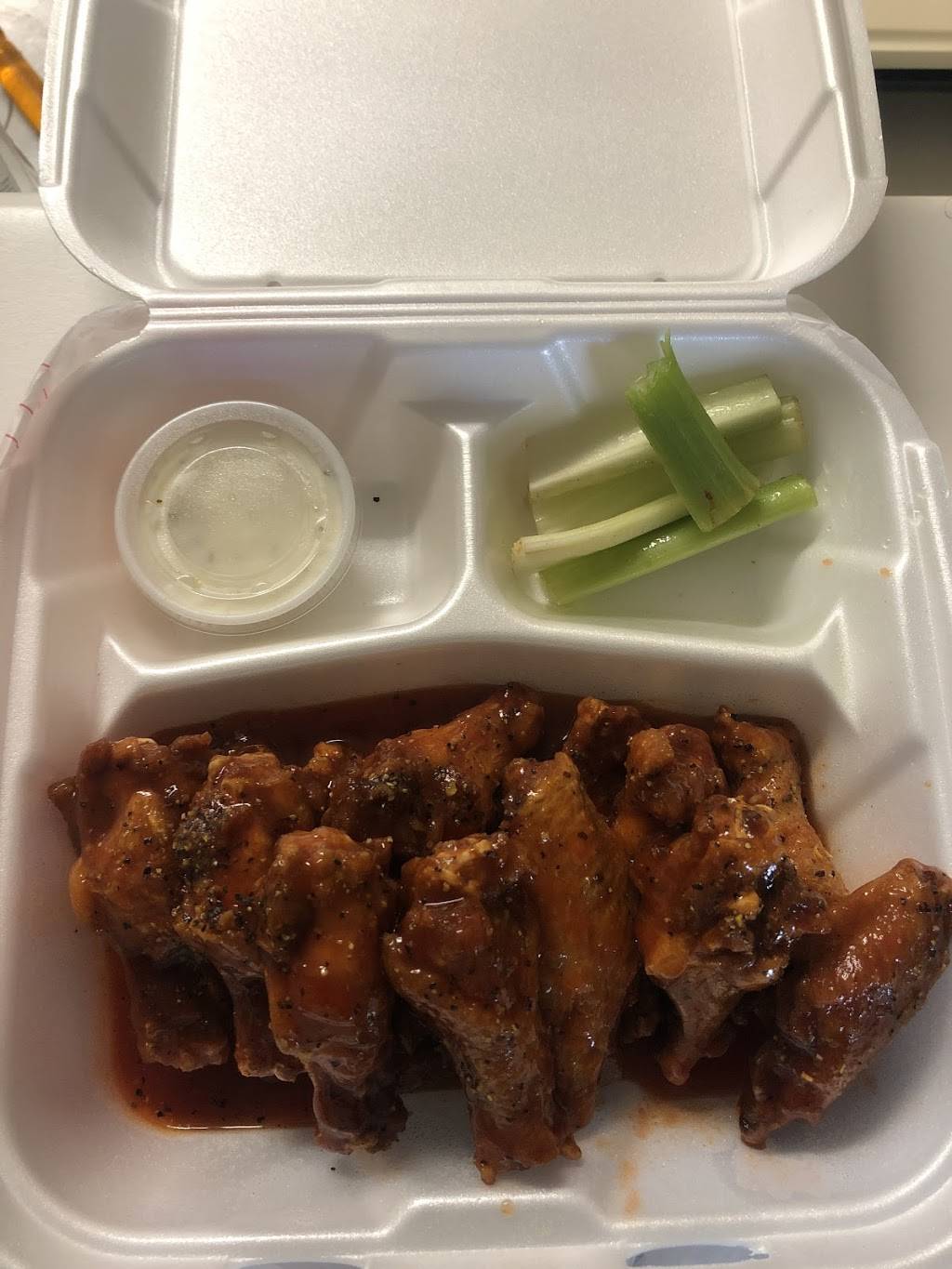 Hot Wings Express | restaurant | 5452 Atlanta Hwy, Montgomery, AL 36109, USA | 3343964970 OR +1 334-396-4970