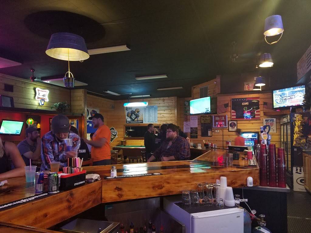 Bucketheads Sports Bar & Grill | restaurant | 46 N Brown St, Rhinelander, WI 54501, USA | 7153695333 OR +1 715-369-5333