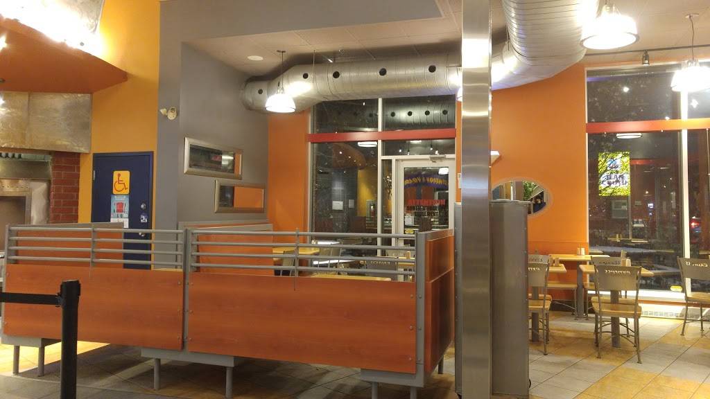 St-Hubert Express | restaurant | 2772 Ch Ste-Foy, Québec, QC G1V 1V7, Canada | 4186581234 OR +1 418-658-1234