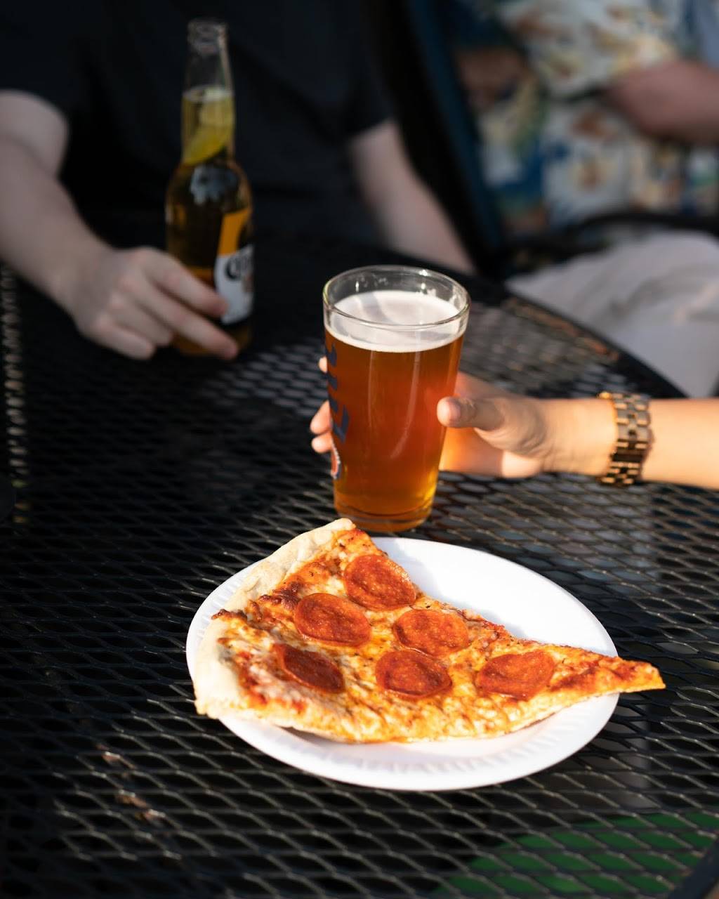 Fat Daddys Nightclub | night club | 2510 E Market St, York, PA 17402, USA | 7177558843 OR +1 717-755-8843