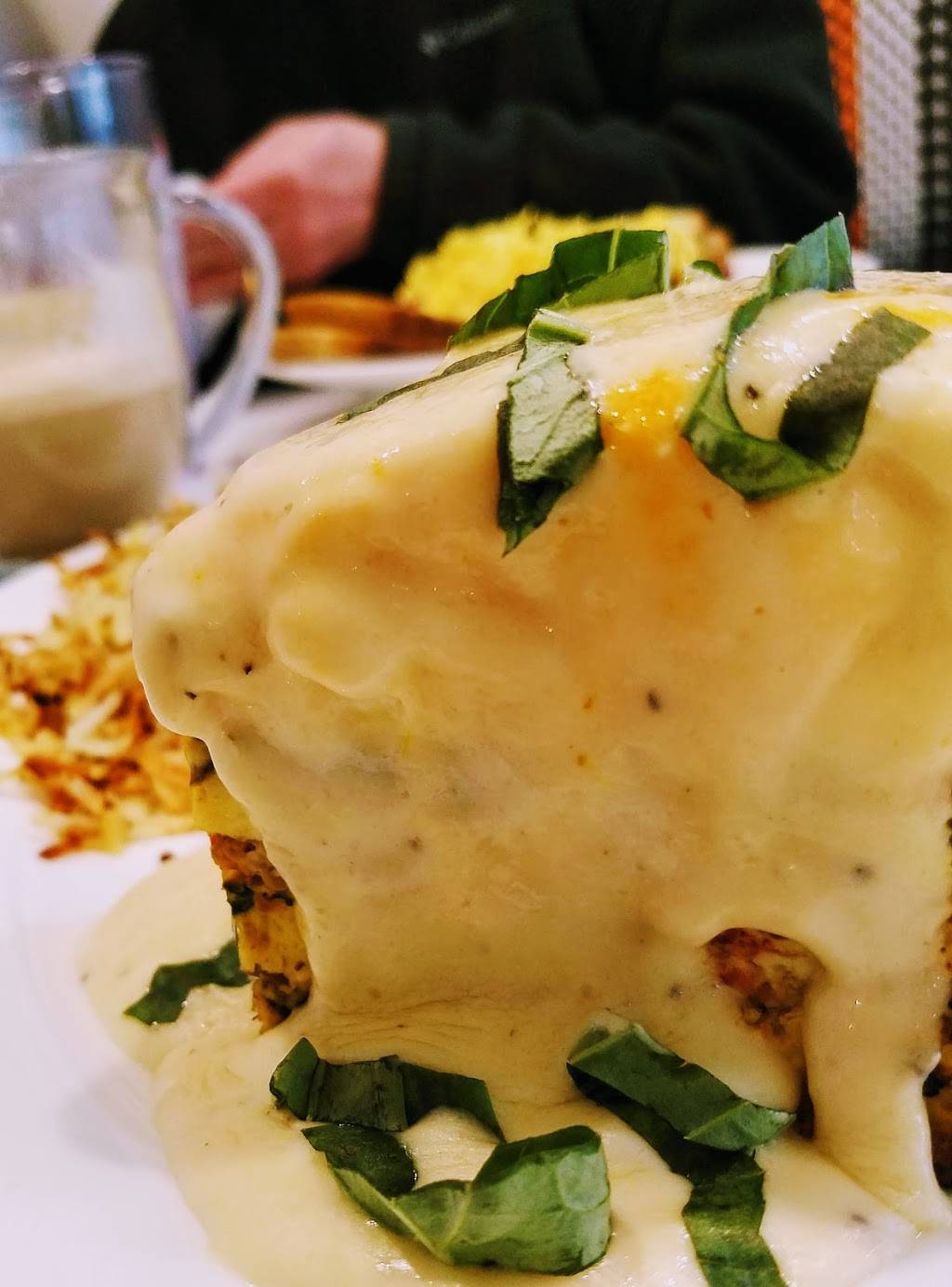 Annas House | restaurant | 445 E Eisenhower Pkwy #1, Ann Arbor, MI 48108, USA | 7347269490 OR +1 734-726-9490