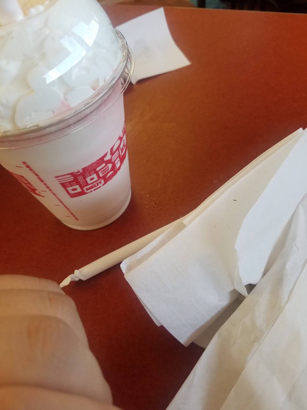 Jack in the Box | restaurant | 805 W Manchester Ave, Los Angeles, CA 90044, USA | 3237515074 OR +1 323-751-5074