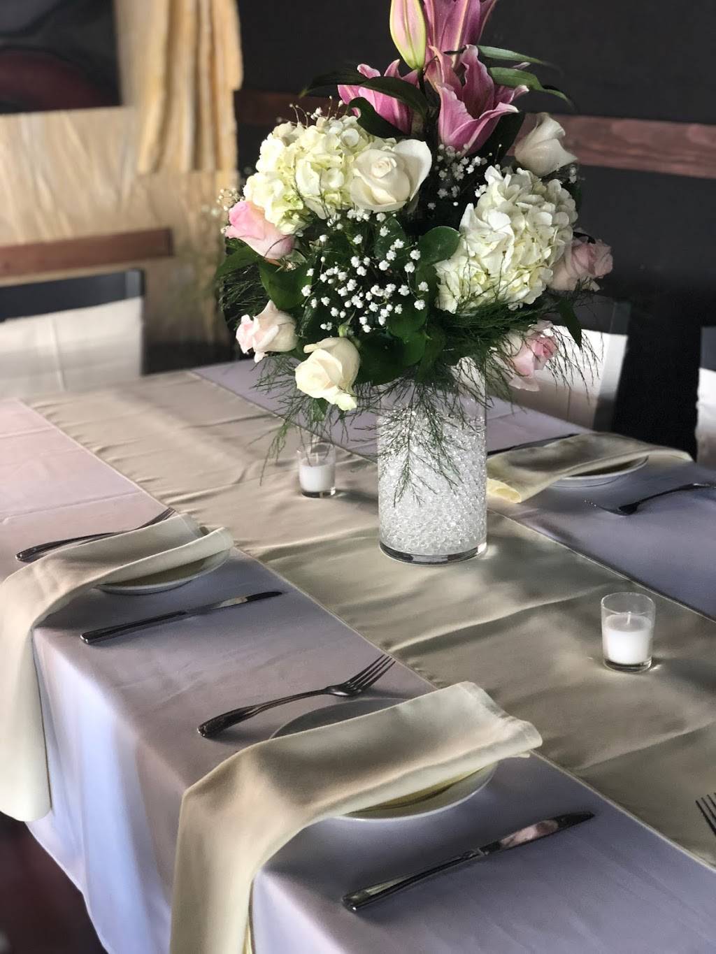 Antonias Restaurant | restaurant | 492 Revere Beach Blv, Revere, MA 02151, USA | 7812841272 OR +1 781-284-1272