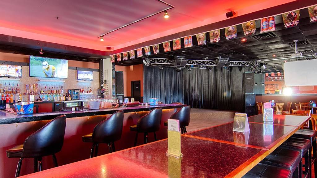 Whiskey Beach Bar & Grill | restaurant | 9668 N Kings Hwy, Myrtle Beach, SC 29572, USA | 8437121724 OR +1 843-712-1724