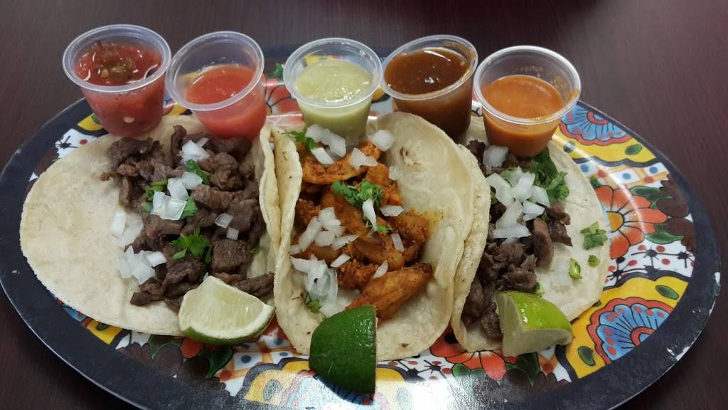 Mexas Tacos Mexican Restaurant | restaurant | 8788 Vineland Ave, Orlando, FL 32821, USA | 4075600773 OR +1 407-560-0773
