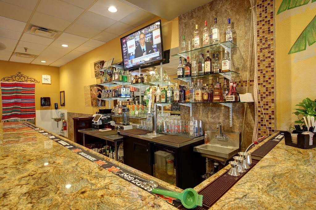 Rio Rico Mexican Grill | restaurant | 929 N Val Vista Dr, Gilbert, AZ 85234, USA | 4805394491 OR +1 480-539-4491