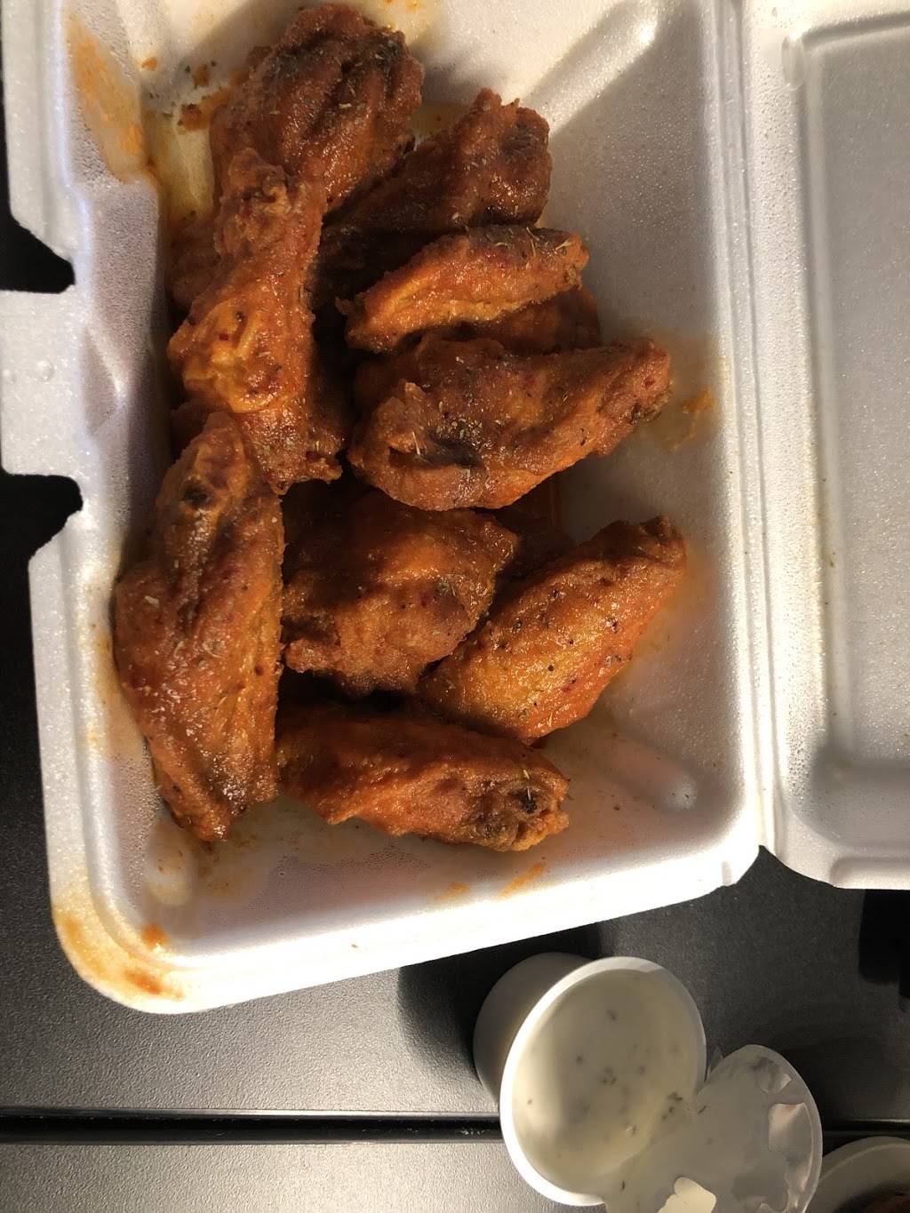 Americas Best Wings & sub | restaurant | 1261 W Pratt St, Baltimore, MD 21223, USA | 4106859464 OR +1 410-685-9464