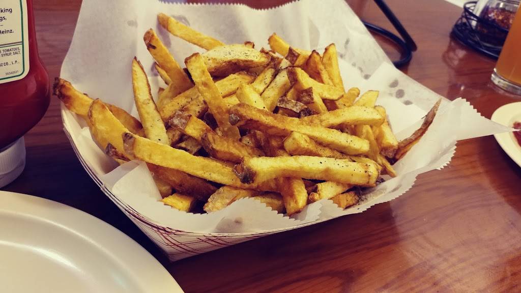 Budds Pizza Cafe | restaurant | 134 Page Ave, Kingston, PA 18704, USA | 5707351000 OR +1 570-735-1000