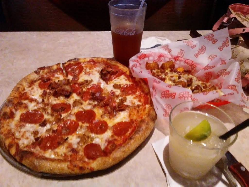 Bubbas 33 | restaurant | 1921 S Padre Island Dr, Corpus Christi, TX 78416, USA | 3618062933 OR +1 361-806-2933