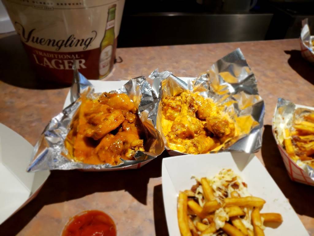 Big Shot Bobs House of Wings - Wheeling | restaurant | 753 Main St, Wheeling, WV 26003, USA | 3049056947 OR +1 304-905-6947