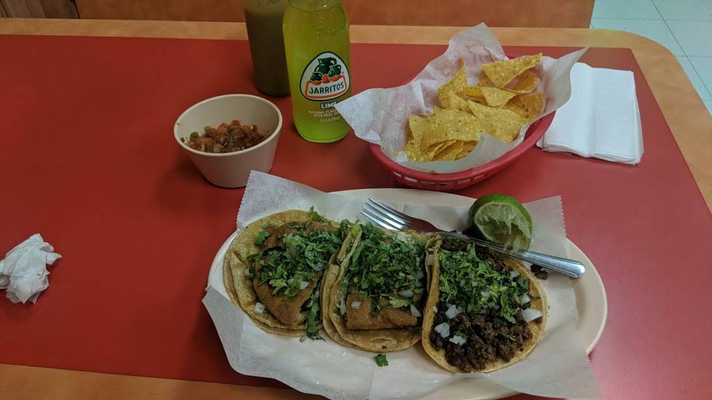 El Gallo | restaurant | 13006 South La Grange Road, Palos Park, IL 60464, USA | 7083615852 OR +1 708-361-5852