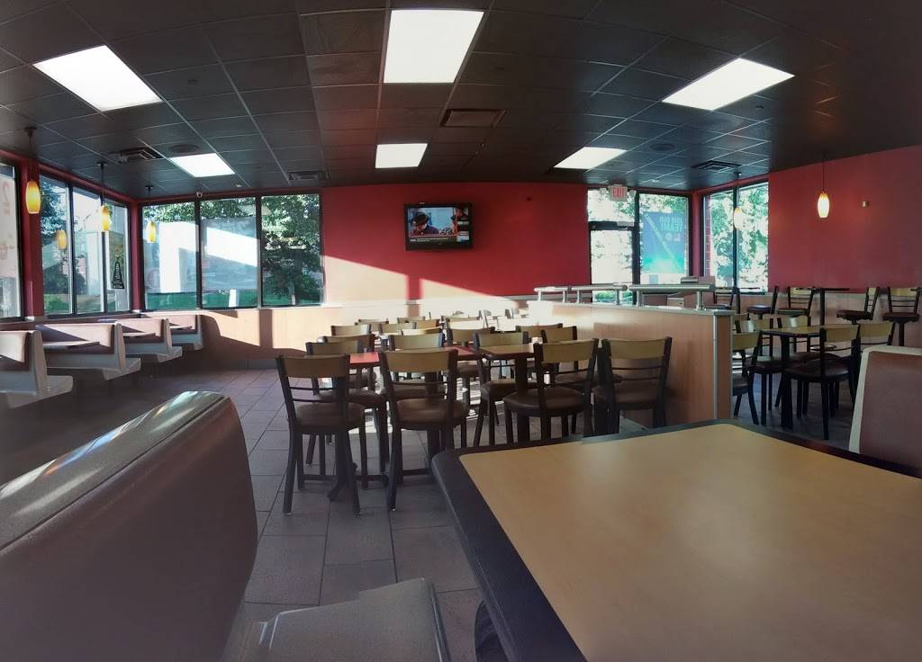 Burger King | restaurant | 1624 Cottman Ave, Philadelphia, PA 19111, USA | 2157224946 OR +1 215-722-4946