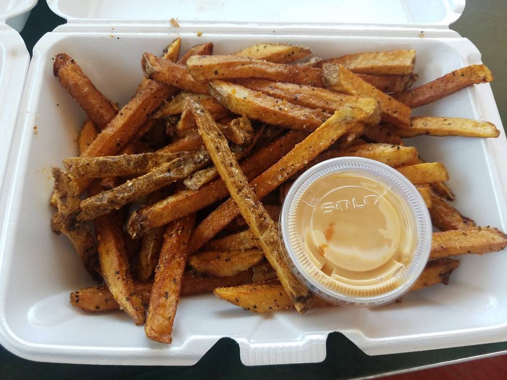 Ma-Der Ma-Der Sap House and Grill | restaurant | 1718 Placer St, Redding, CA 96001, USA | 5306914194 OR +1 530-691-4194