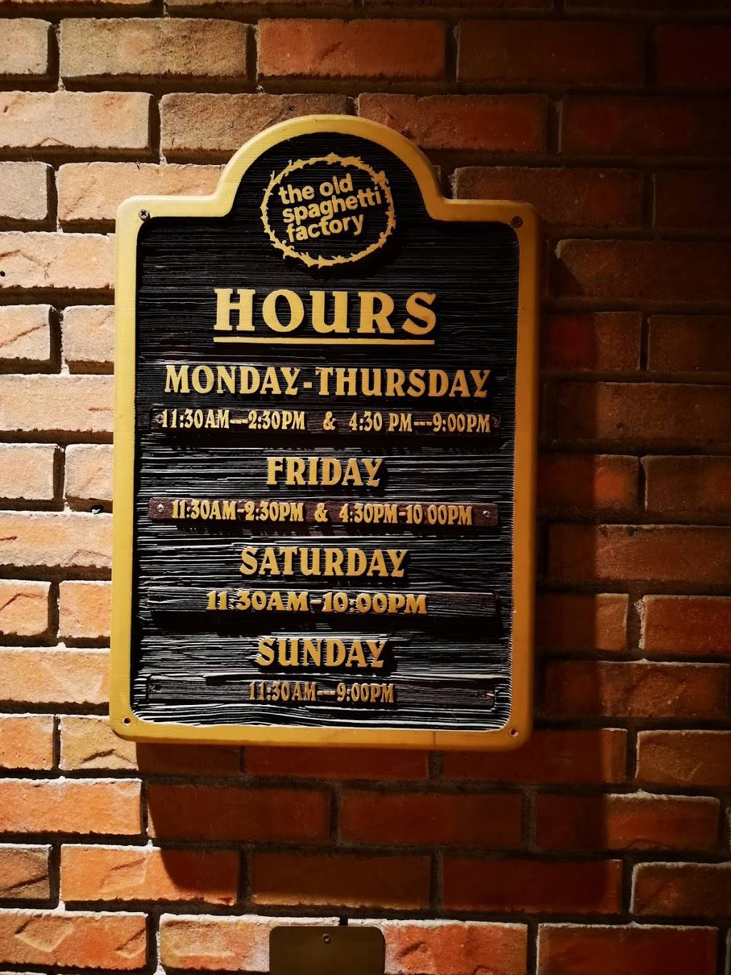 The Old Spaghetti Factory | restaurant | 1610 E Shaw Ave, Fresno, CA 93710, USA | 5592221066 OR +1 559-222-1066