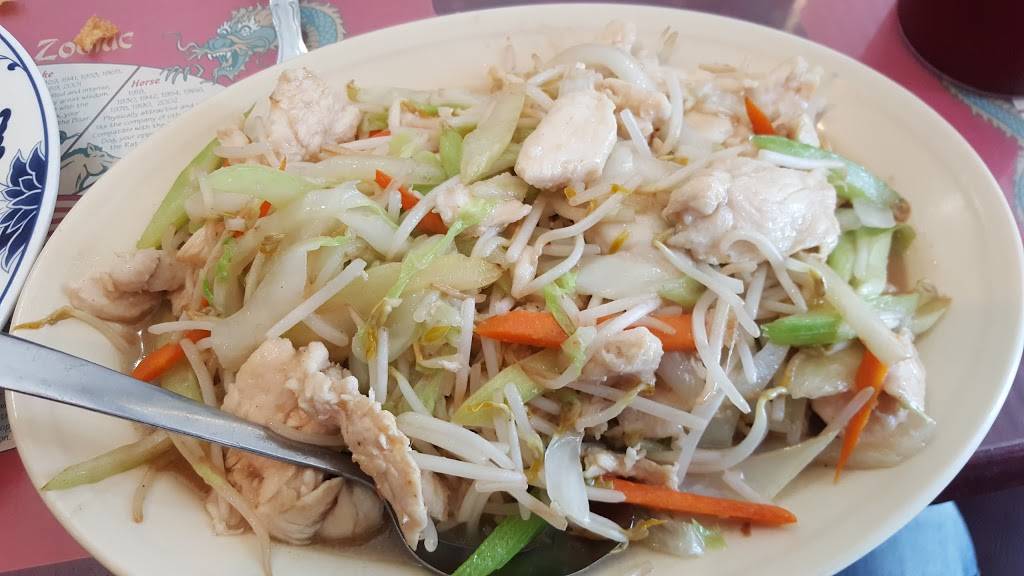 Chins Chinese Kitchen | restaurant | 5764 Evers Rd, San Antonio, TX 78238, USA | 2106811593 OR +1 210-681-1593