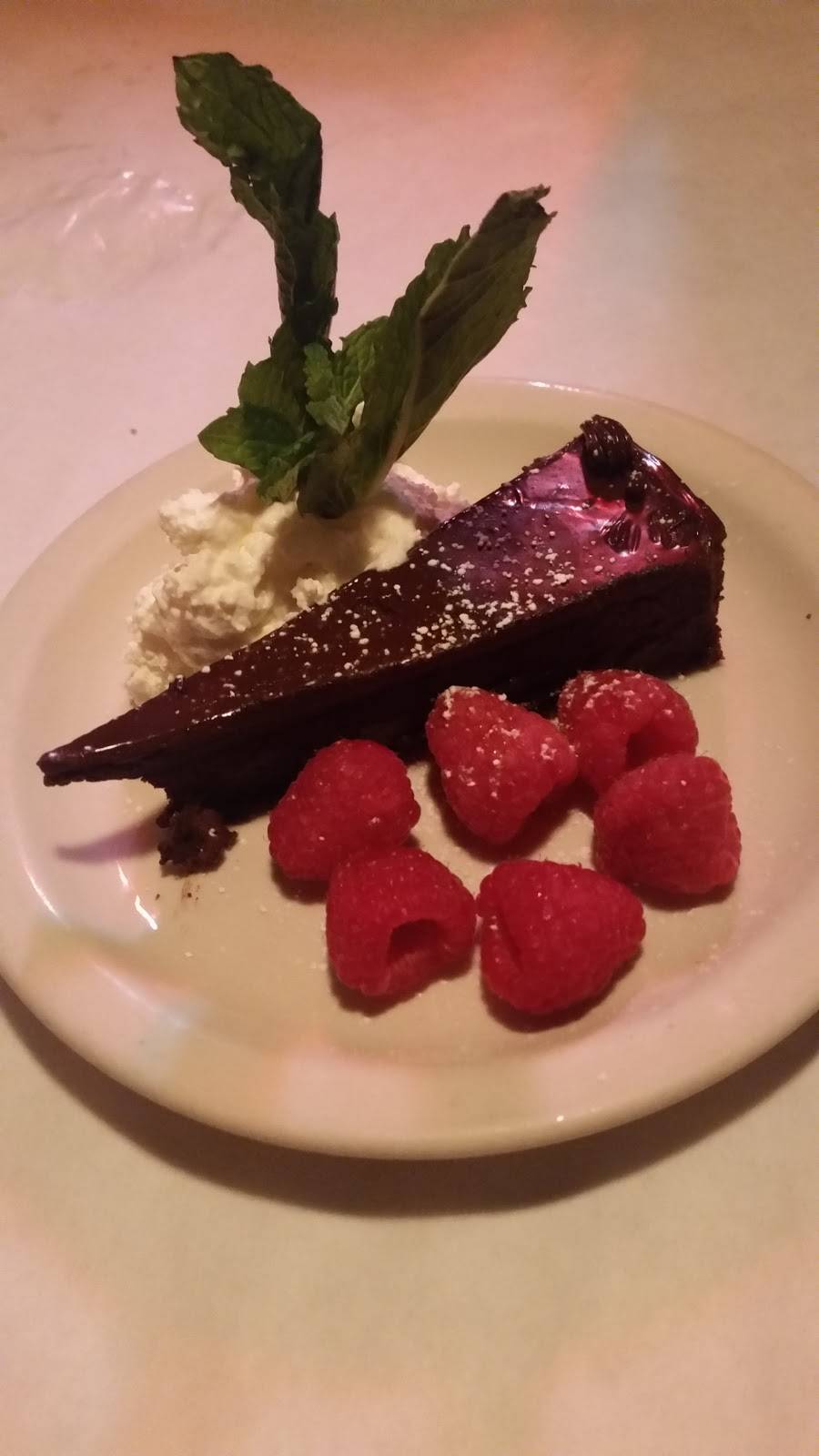 Triskeles | restaurant | 1801 S 3rd St, Milwaukee, WI 53204, USA | 4148375950 OR +1 414-837-5950