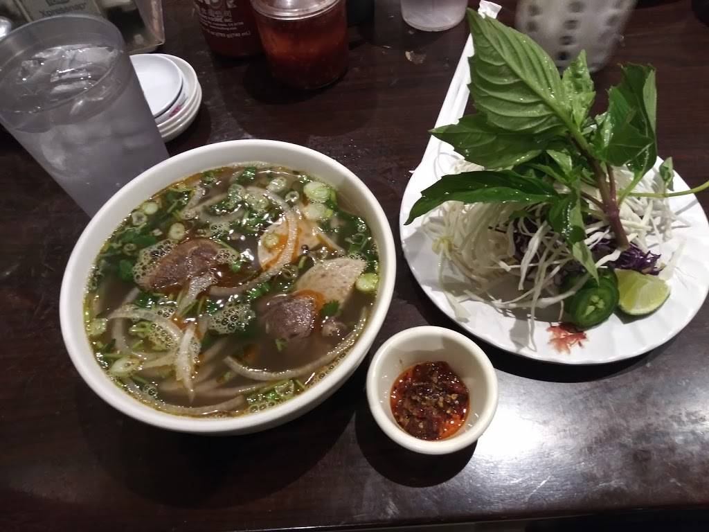 Pho Hung and Grill | restaurant | White Oak Shopping Center,, 11225 New Hampshire Ave, Silver Spring, MD 20904, USA | 3015921515 OR +1 301-592-1515