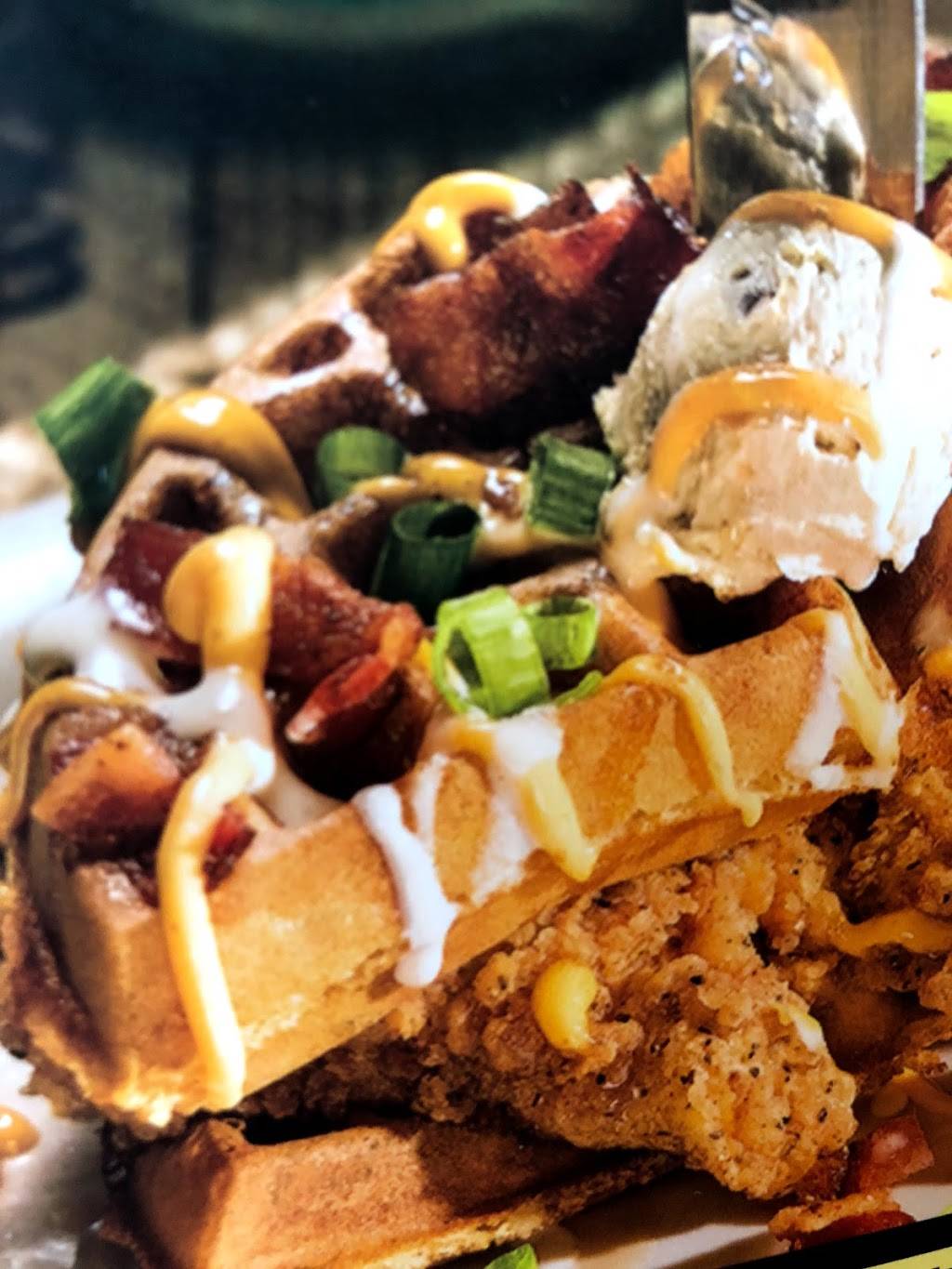 Huckleberrys Breakfast & Lunch | restaurant | 2580 Arena Blvd b100, Sacramento, CA 95834, USA | 9165502637 OR +1 916-550-2637