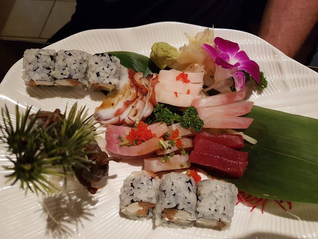 Haiku Japanese Bistro | restaurant | 754 N Plaza Dr, Mendota Heights, MN 55120, USA | 6513401888 OR +1 651-340-1888