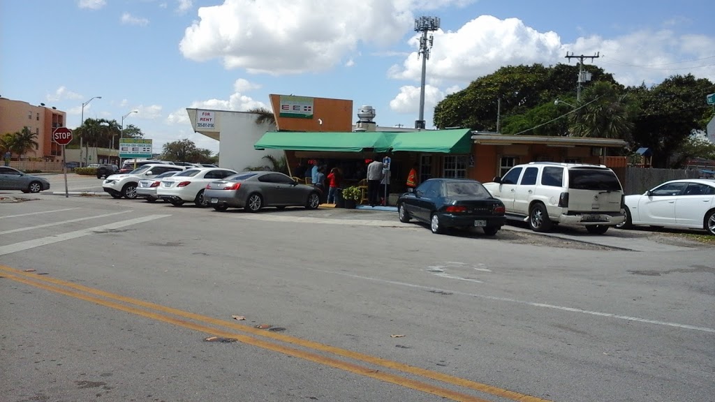 El Kiosko Latin Cafe | restaurant | 13290 FL-909, North Miami, FL 33161, USA | 3059812838 OR +1 305-981-2838