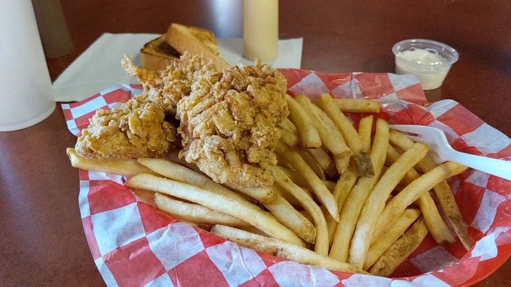 Burger Shoppe | restaurant | 501 OK-70E, Kingston, OK 73439, USA | 5805644088 OR +1 580-564-4088