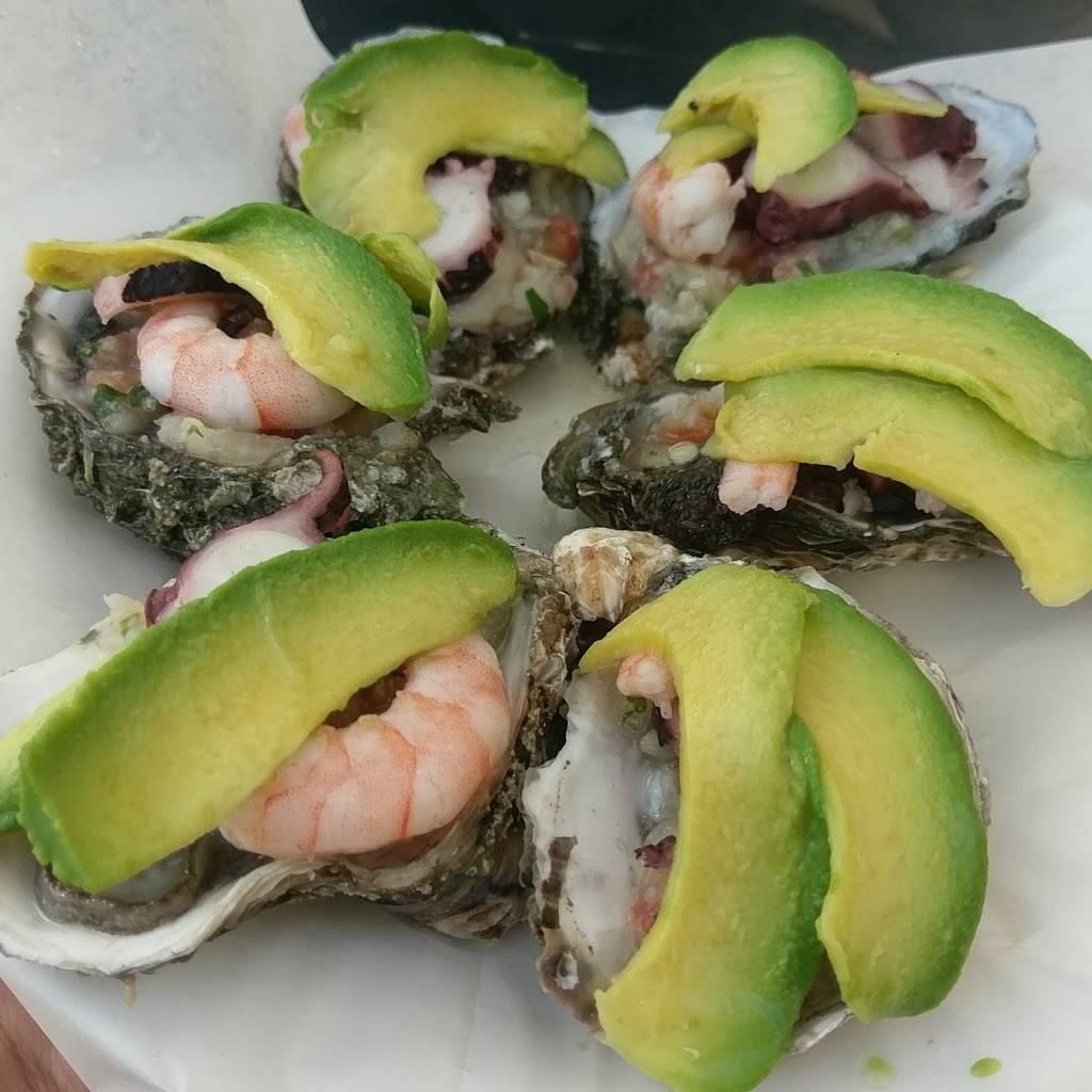 La Isla Bonita | restaurant | 400 Rose Ave, Venice, CA 90291, USA | 3106998575 OR +1 310-699-8575