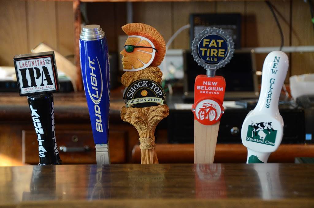 The Hutch | restaurant | 1321 Wisconsin Ave, Grafton, WI 53024, USA | 2623770636 OR +1 262-377-0636