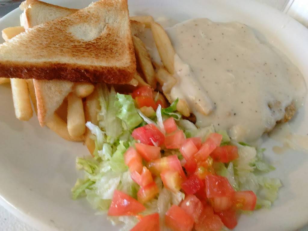 La Puntada Restaurant | restaurant | 117 Goliad Rd, San Antonio, TX 78223, USA | 2105339997 OR +1 210-533-9997