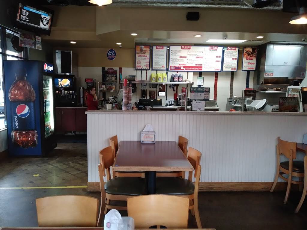 Kelly’s Pub | restaurant | 15817 Bernardo Center Dr #113, San Diego, CA 92127, USA | 8586133649 OR +1 858-613-3649