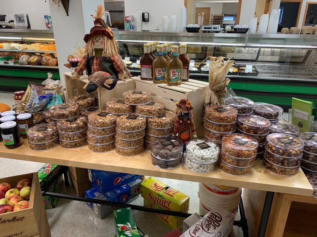 M Js Market & Catering | restaurant | 427 W Sumner St, Hartford, WI 53027, USA | 2626700400 OR +1 262-670-0400