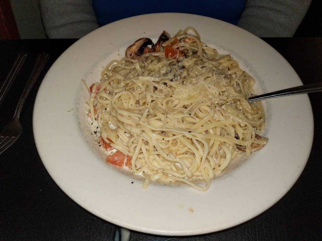 Mulligans Restaurant & Pub | restaurant | 1575 W 275 N, Angola, IN 46703, USA | 2608338899 OR +1 260-833-8899